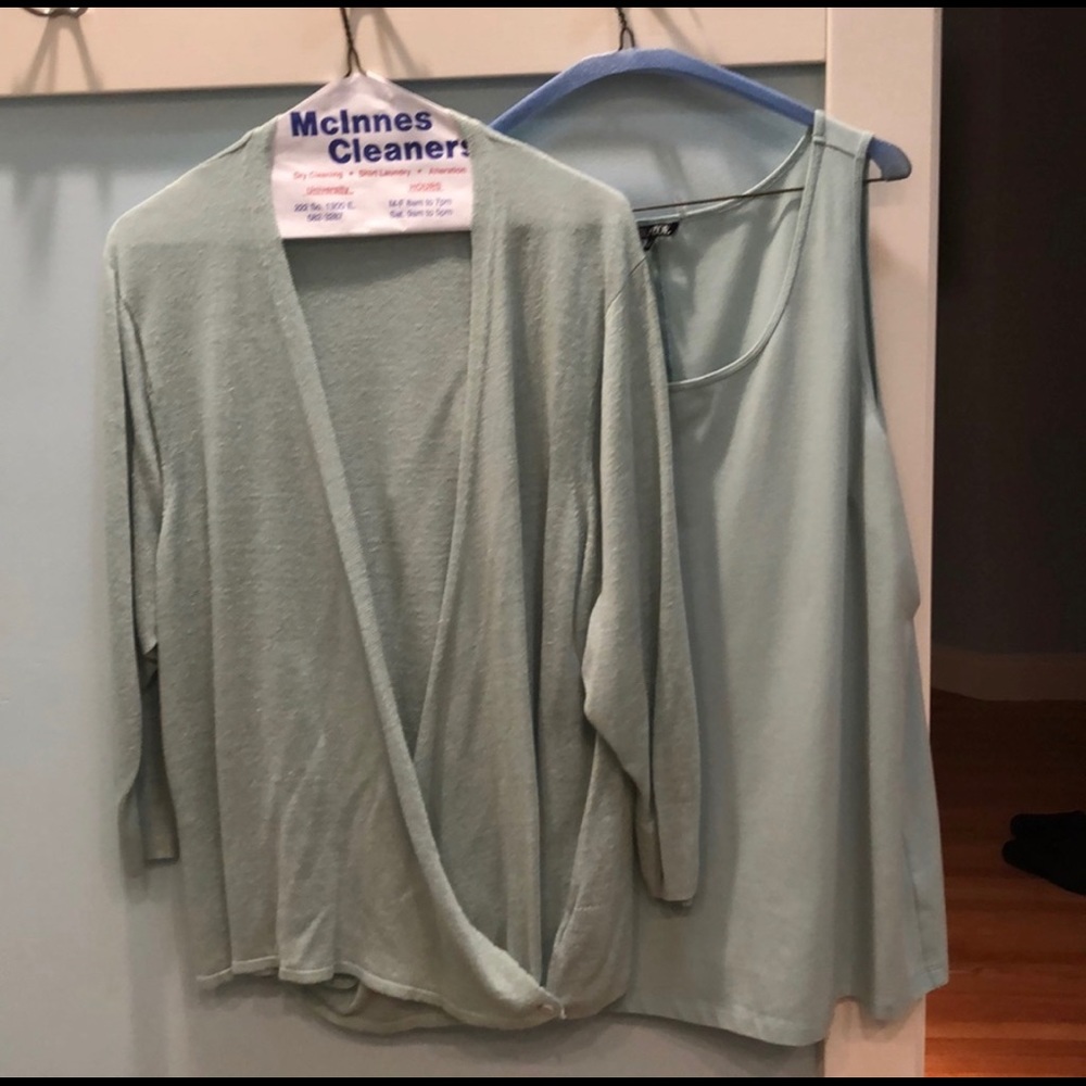 Nic and Zoe linen knit twin-set